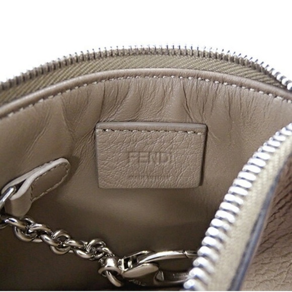 Fendi Roma Beige Leather Card Holder - Picture 5 of 8